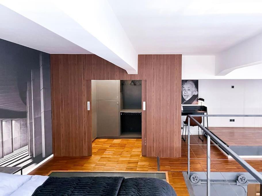 The Factory Loft Prague Apartment Exterior photo